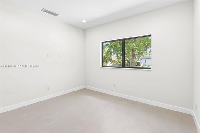 6853 S Waterway Dr, Miami, FL 33155