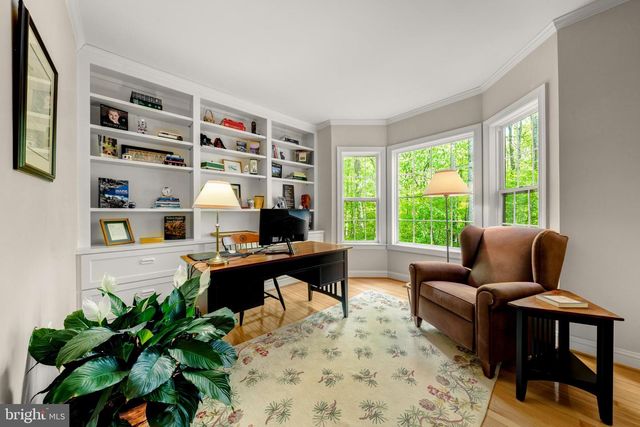 40845 FOREST GLEN DR, Leesburg, VA 20175