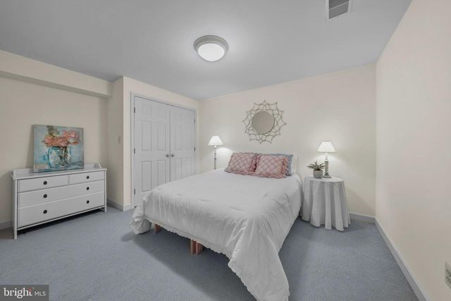 40845 FOREST GLEN DR, Leesburg, VA 20175