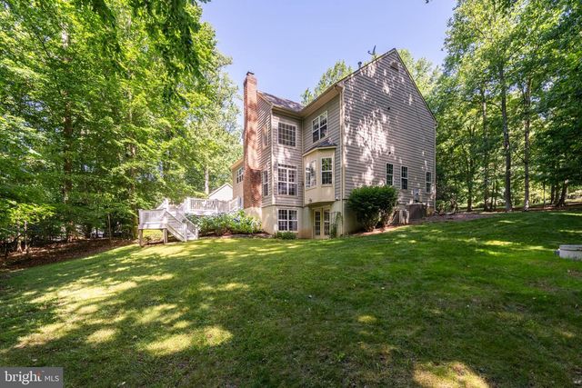 40845 FOREST GLEN DR, Leesburg, VA 20175