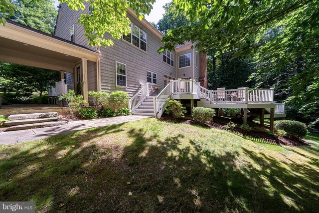 40845 FOREST GLEN DR, Leesburg, VA 20175
