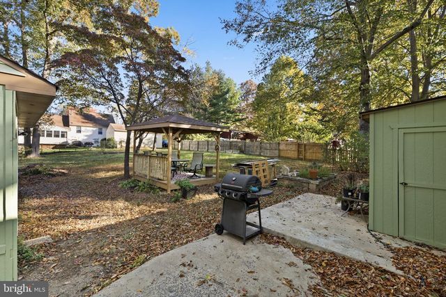 4 WEST BRIAR DR, Stafford, VA 22554
