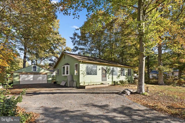 4 WEST BRIAR DR, Stafford, VA 22554
