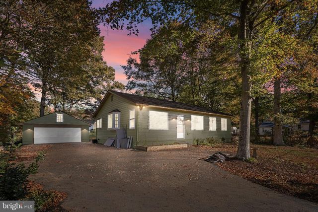 4 WEST BRIAR DR, Stafford, VA 22554