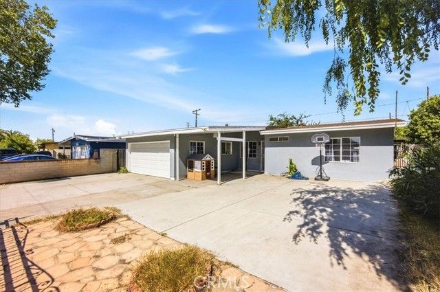 915 Stichman Avenue, La Puente, CA 91746