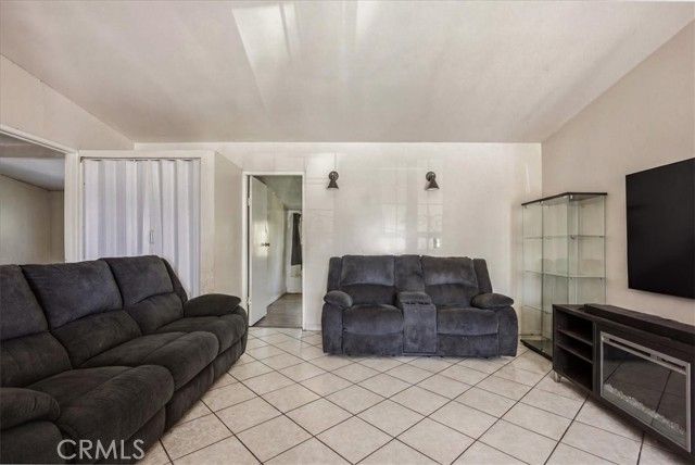 915 Stichman Avenue, La Puente, CA 91746