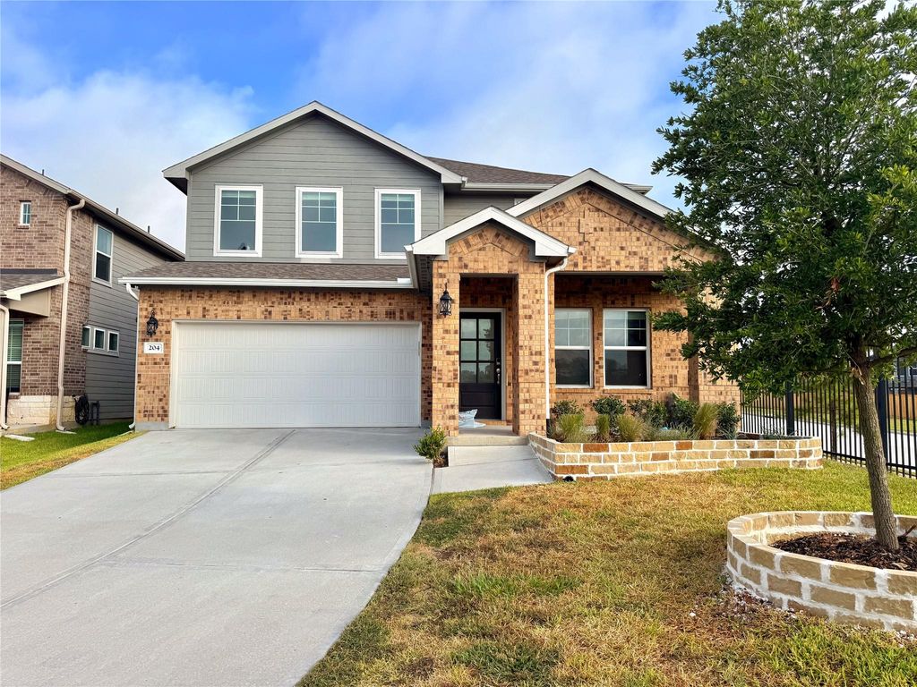 204 Brooks Manor Court, Montgomery, TX 77316