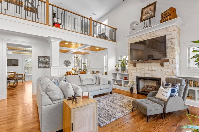 8870 Silver Maple Dr, Ooltewah, TN 37363