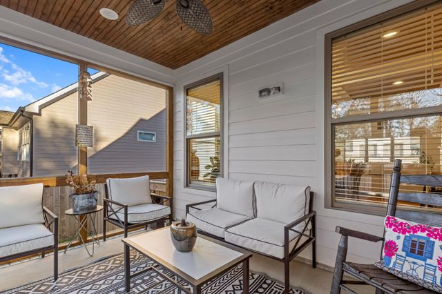 8870 Silver Maple Dr, Ooltewah, TN 37363