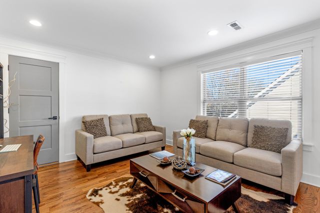 8870 Silver Maple Dr, Ooltewah, TN 37363