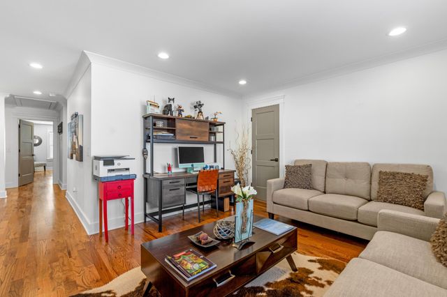 8870 Silver Maple Dr, Ooltewah, TN 37363