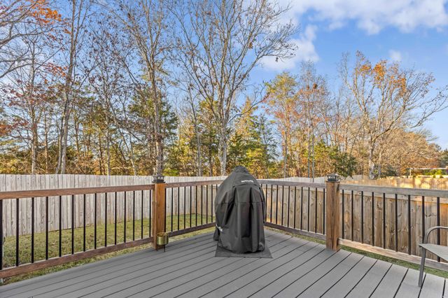 8870 Silver Maple Dr, Ooltewah, TN 37363