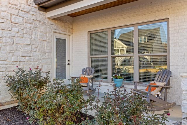 8870 Silver Maple Dr, Ooltewah, TN 37363