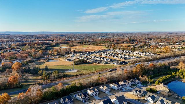 8870 Silver Maple Dr, Ooltewah, TN 37363