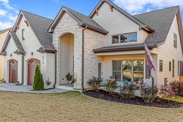 8870 Silver Maple Dr, Ooltewah, TN 37363