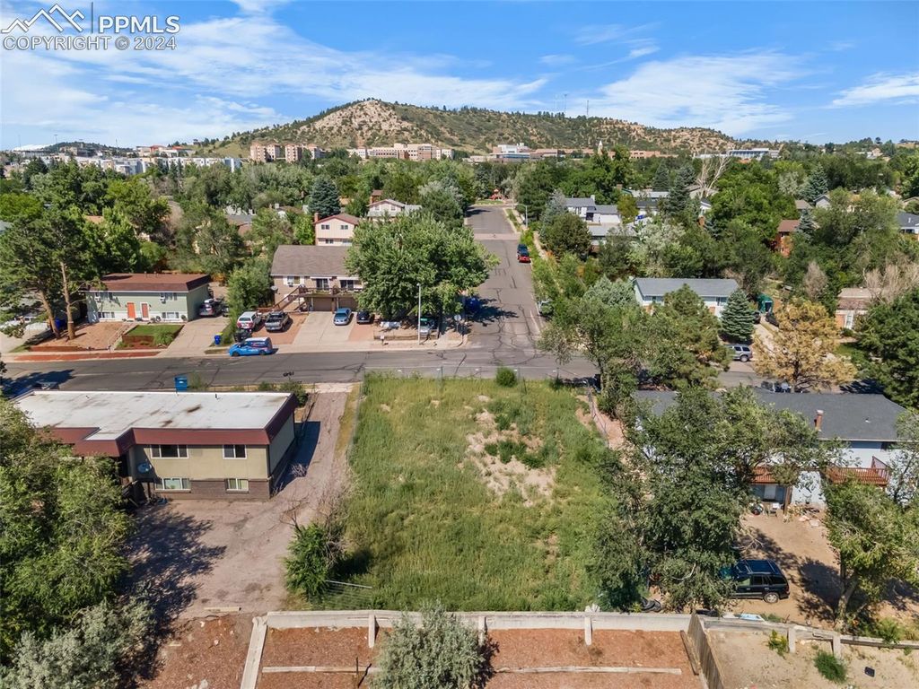 1085 Magnolia Street, Colorado Springs, CO 80907 — photo 5