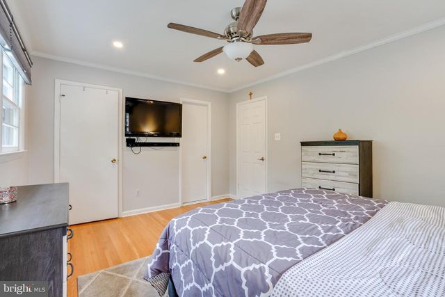 8513 FAIRBURN DR, Springfield, VA 22152