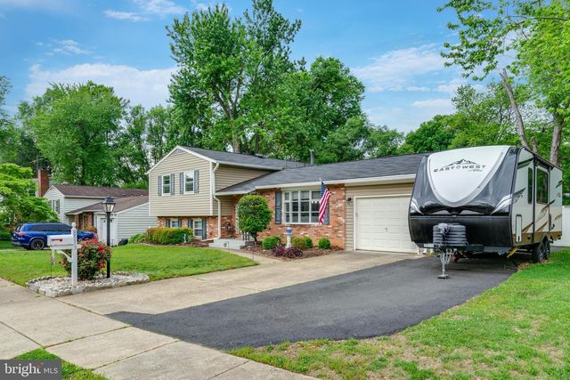 8513 FAIRBURN DR, Springfield, VA 22152