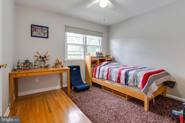 8513 FAIRBURN DR, Springfield, VA 22152