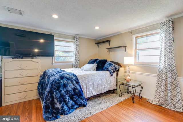 8513 FAIRBURN DR, Springfield, VA 22152