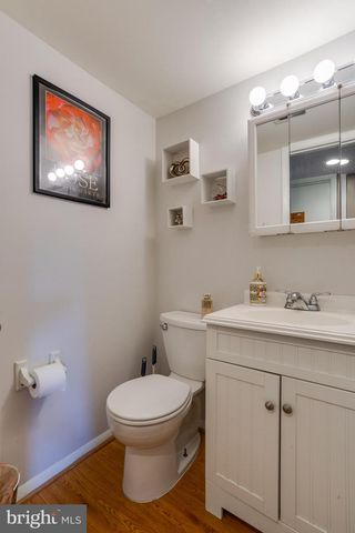 8513 FAIRBURN DR, Springfield, VA 22152