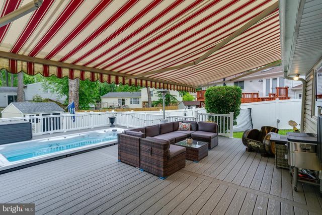 8513 FAIRBURN DR, Springfield, VA 22152