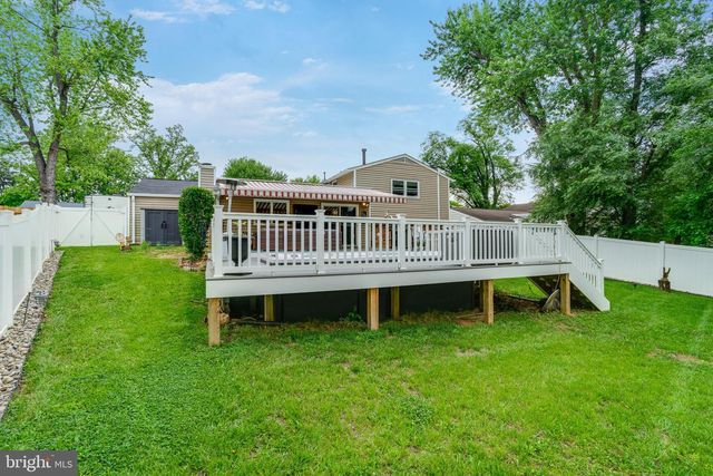 8513 FAIRBURN DR, Springfield, VA 22152