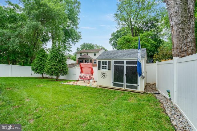 8513 FAIRBURN DR, Springfield, VA 22152