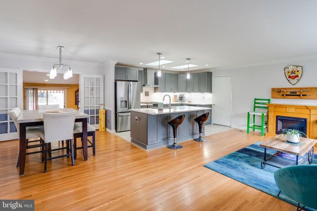 8513 FAIRBURN DR, Springfield, VA 22152