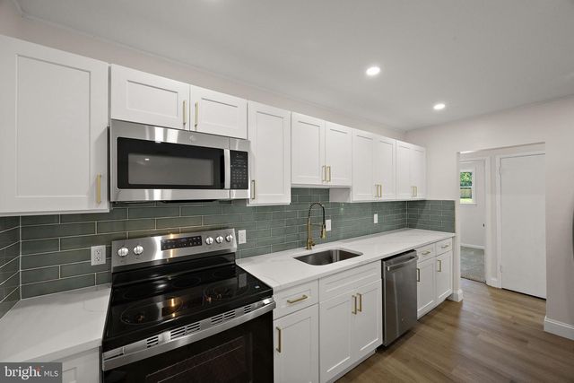 231 ORCHARD LN, Norristown, PA 19401