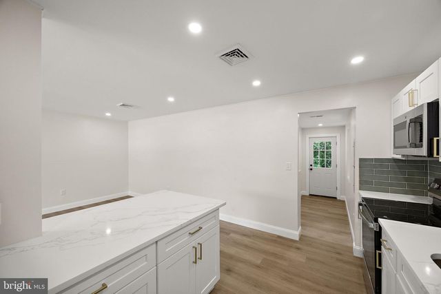 231 ORCHARD LN, Norristown, PA 19401