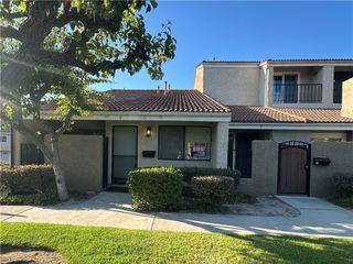 6 Lincoln Court, Buena Park, CA 90620
