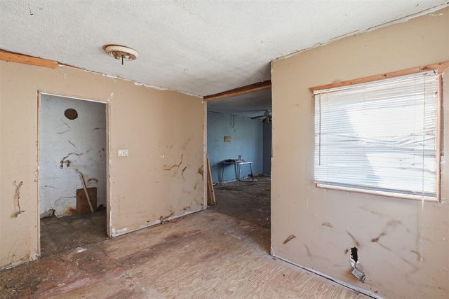 3758 W Michigan Avenue, Battle Creek, MI 49037