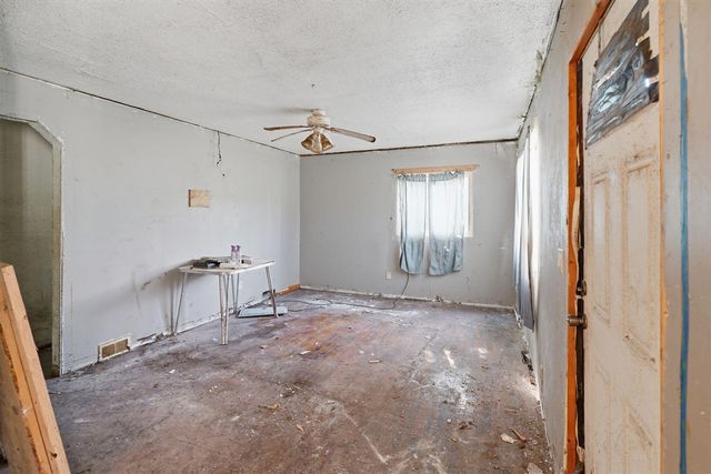 3758 W Michigan Avenue, Battle Creek, MI 49037