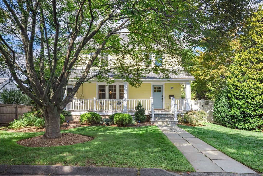 88 Overhill Road, Fairfield, CT 06824