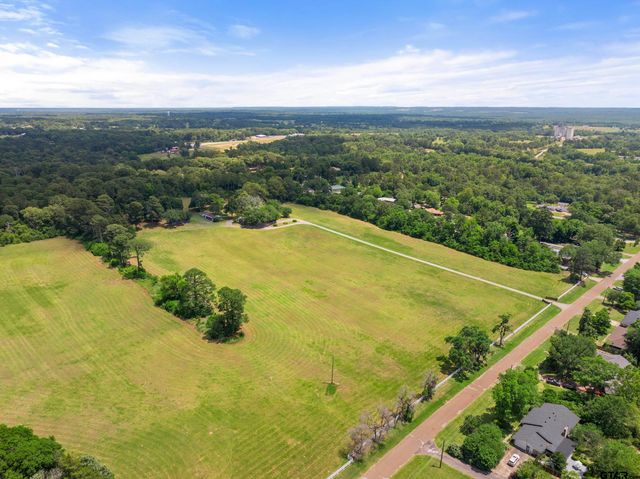 600 Peachtree, Mineola, TX 75773