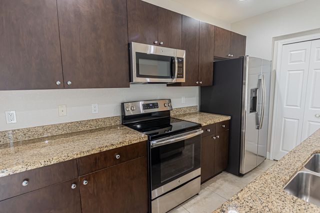 2621 NW Treviso Circle, Port St. Lucie, Port St Lucie, FL 34986