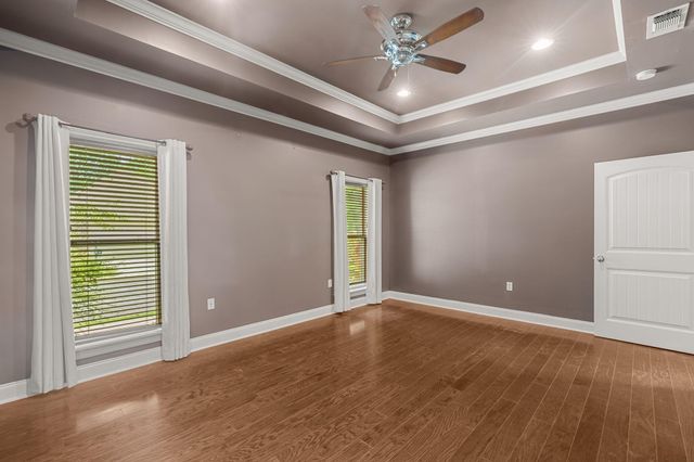 88 Avondale Cir., Hattiesburg, MS 39402