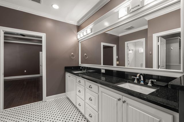 88 Avondale Cir., Hattiesburg, MS 39402