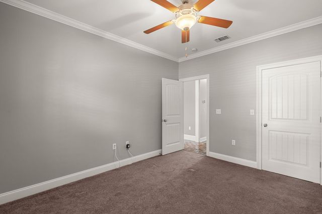 88 Avondale Cir., Hattiesburg, MS 39402