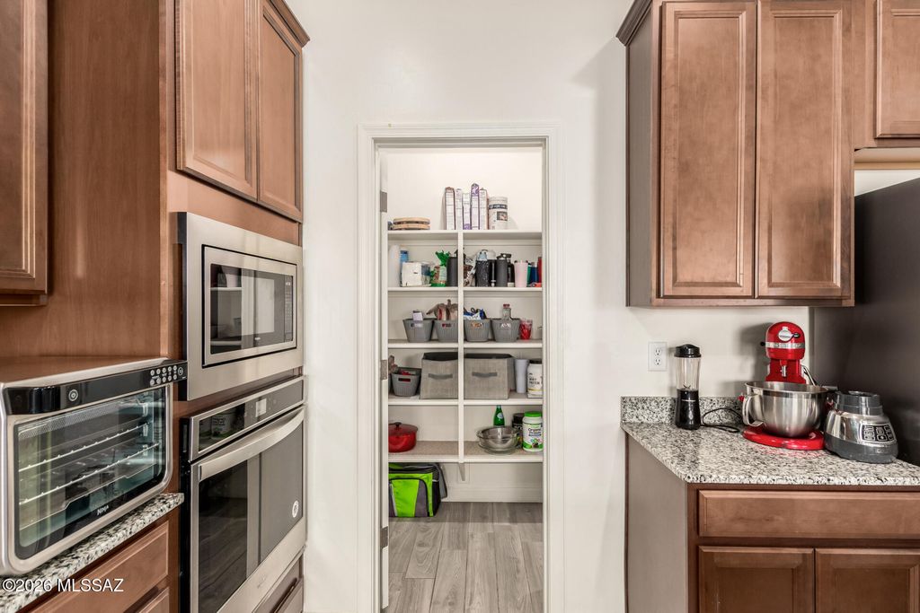 Image 9 of property listing at 11461 N Gemini Drive, Oro Valley, AZ 85742