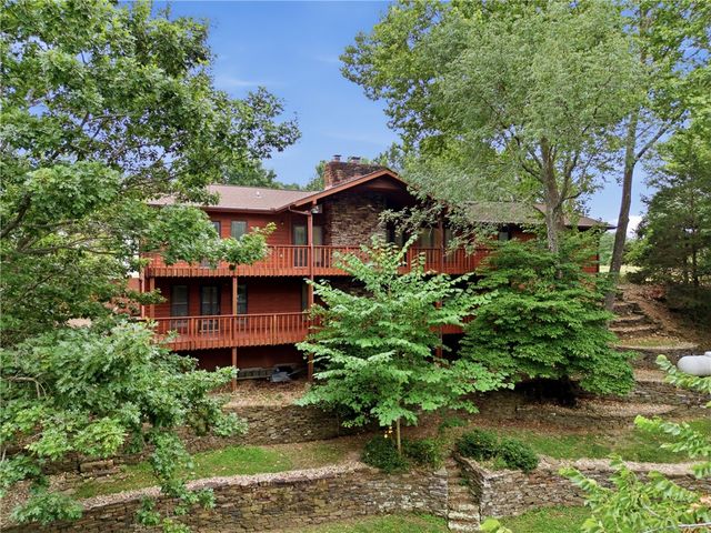 6 Fairway Drive, Holiday Island, AR 72631