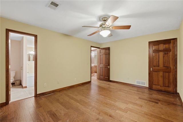 6 Fairway Drive, Holiday Island, AR 72631