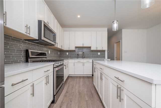 5543 Butler St, Lawrenceville, PA 15201