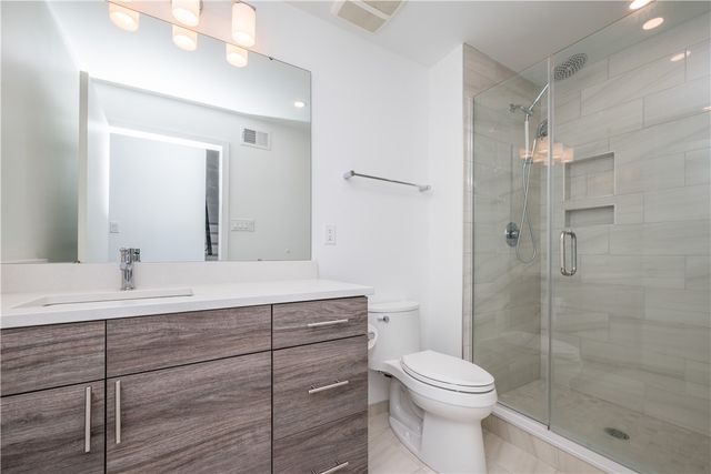 5543 Butler St, Lawrenceville, PA 15201
