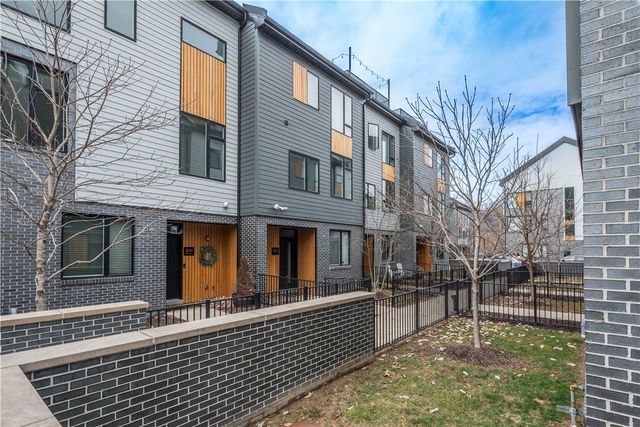 5543 Butler St, Lawrenceville, PA 15201