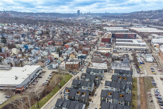 5543 Butler St, Lawrenceville, PA 15201