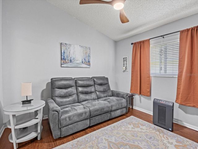 4130 CAPLAND AVENUE, Clermont, FL 34711