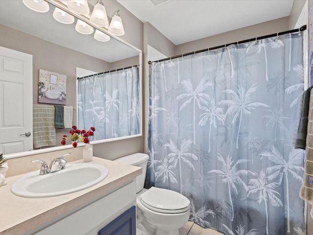 4130 CAPLAND AVENUE, Clermont, FL 34711