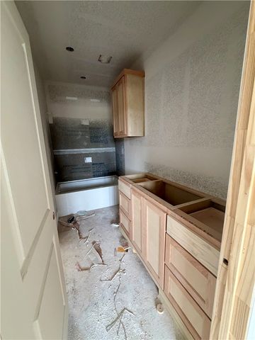 4024 Pacific Crest Way, Bryan, TX 77802